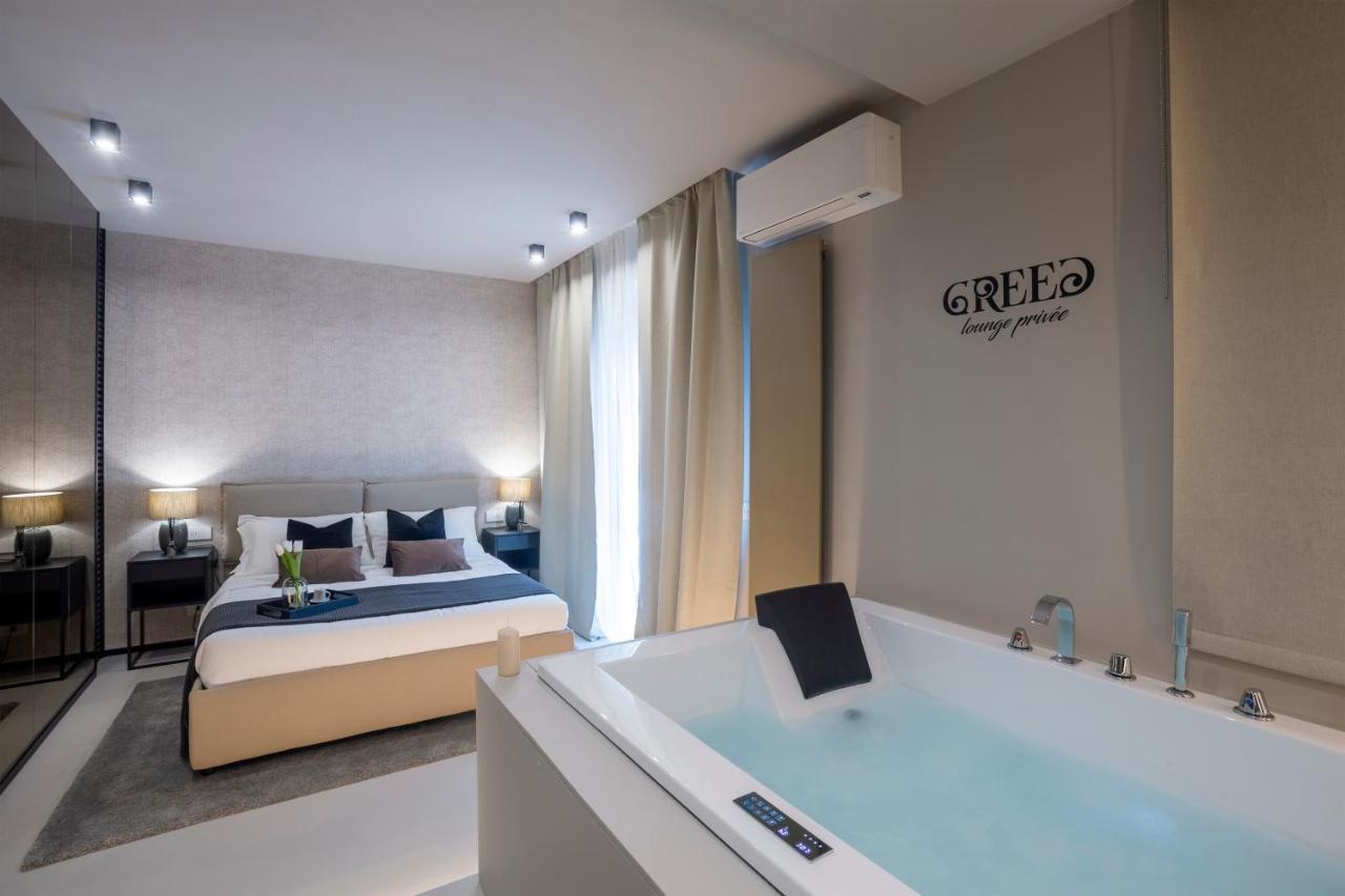 Ostia Holiday Greed Lounge Privee Exteriér fotografie